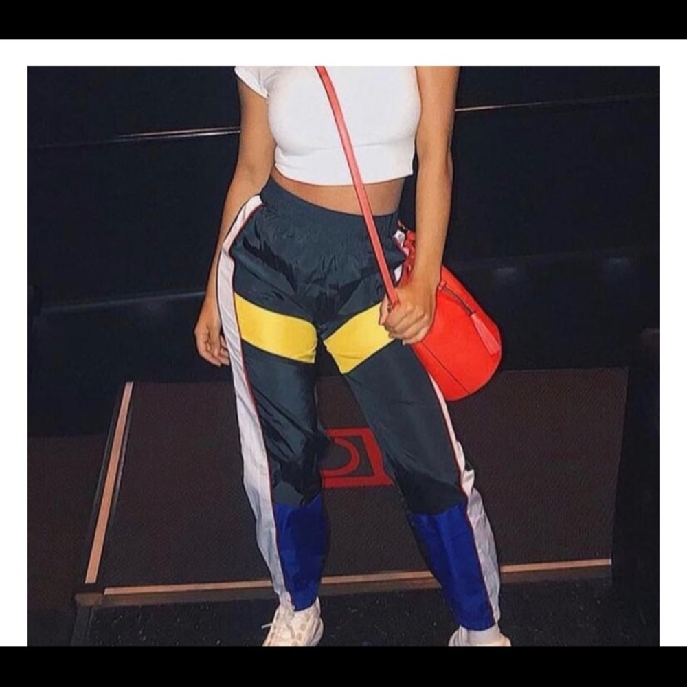 fresh frenzy high waist cargo joggers